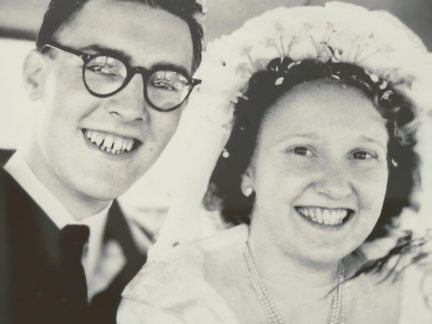 MumDadWedding